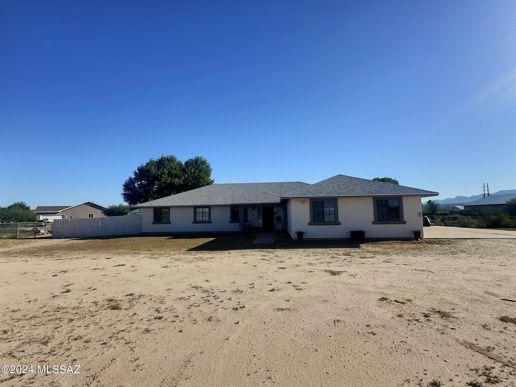 Diamondback Dr, Benson, AZ 85602