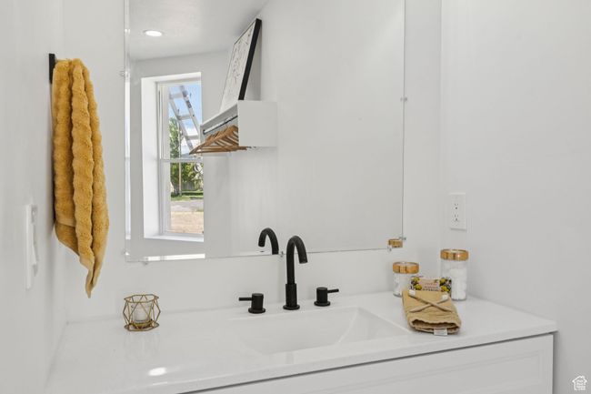 213 500, House other with 6 bedrooms, 4 bathrooms and 6 parking in Nephi UT | Image 21