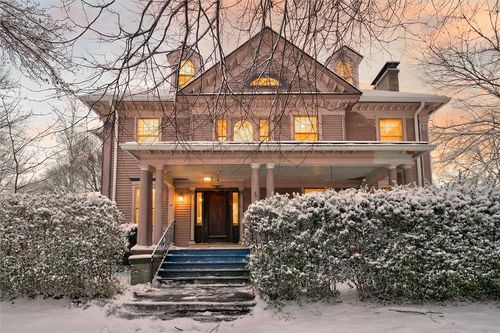 2 Thayer St, Rochester, NY, 14607-2823 | Card Image