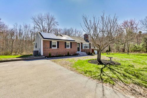 155 Robinson Rd, Hudson, NH, 03051-3112 | Card Image