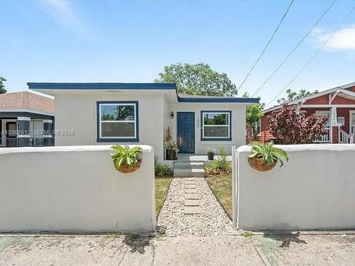 1031 22nd St, West Palm Beach, FL, 33407-5737 | Card Image