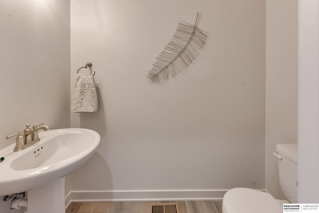 5513 N 191 St St, House other with 4 bedrooms, 3 bathrooms and 3 parking in Elkhorn NE | Image 12