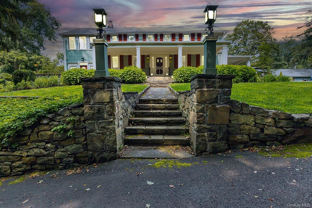 150 Twin Arch Road, For Sale in Hamptonburgh Zoocasa