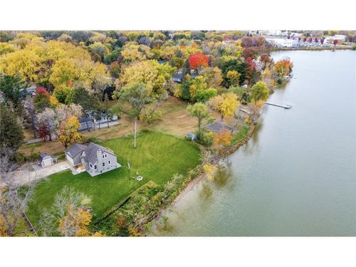 4181 White Bear Ave N, White Bear Lake, MN, 55110-3873 | Card Image