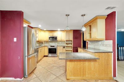 73 Wedgewood Drive, House other with 5 bedrooms, 3 bathrooms and null parking in Coram NY | Image 2