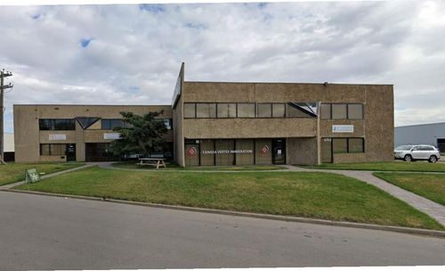 9764 54 Ave Nw, Edmonton, AB, T6E0A9 | Card Image