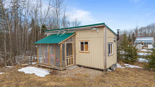 3 New England Road, Abbot, ME, 04406 | Card Image