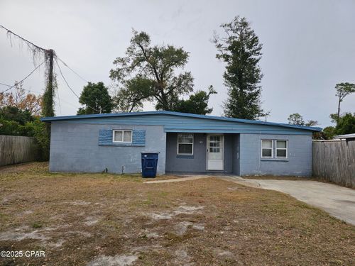 705 Satsuma Ave, Panama City, FL, 32401-4223 | Card Image