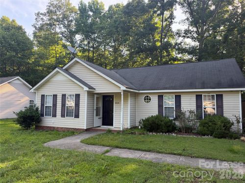 6606 1st Ave, Indian Trail, NC, 28079-6565 | Card Image