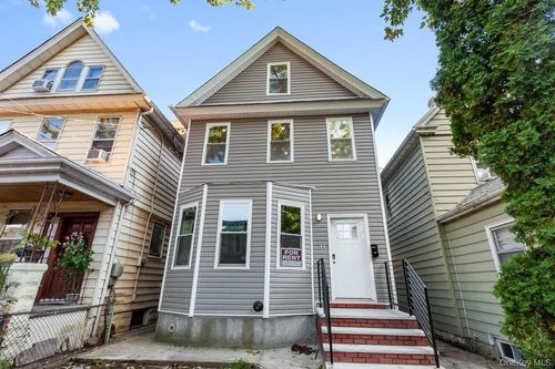 10418 89th Ave, Richmond Hill, NY, 11418-2146 | Card Image
