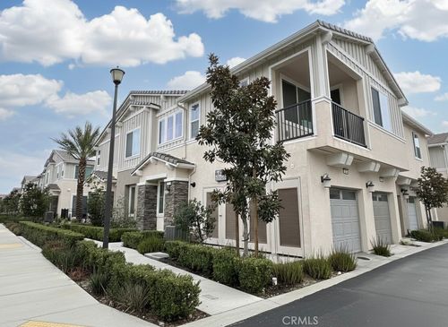 unit-425-16502 Casa Grande Ave, Fontana, CA, 92336-6110 | Card Image