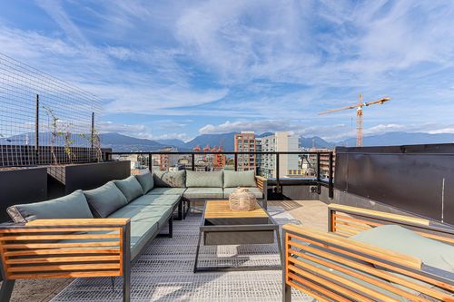 903-239 Keefer St, Vancouver, BC, V6A1X6 | Card Image