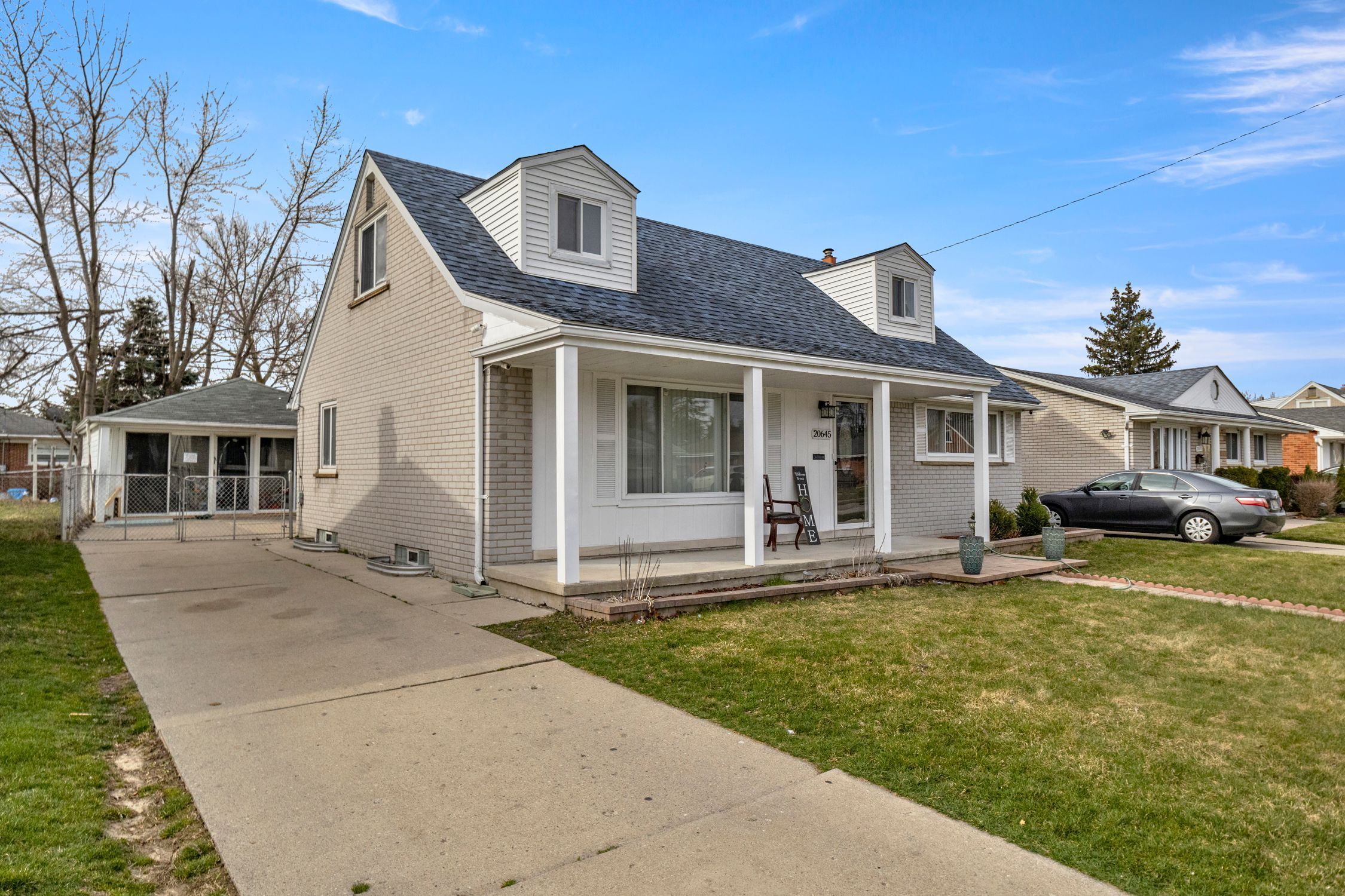 Brooklawn Dr, Dearborn Heights, MI 48127