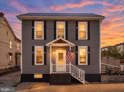 206 S Spruce Street, LEWISTOWN, PA, 17044 | Card Image