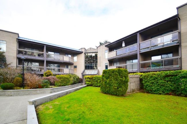 217 - 6105 Kingsway, Condo with 1 bedrooms, 1 bathrooms and 1 parking in Burnaby BC | Image 2