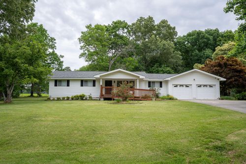 9272 Georgia 301, Trenton, GA, 30752 | Card Image