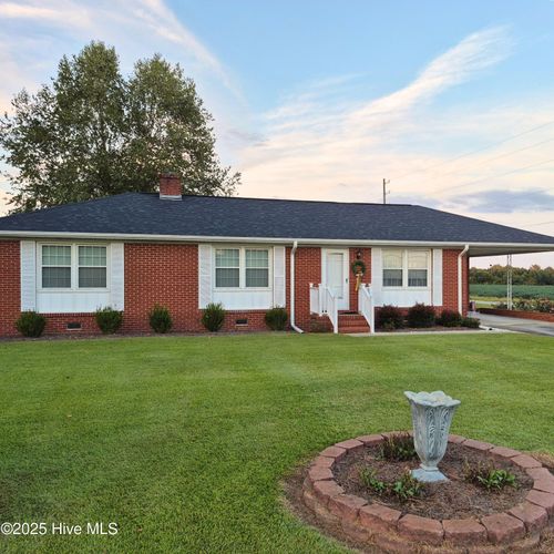 603 E Main St, Fremont, NC, 27830-8867 | Card Image