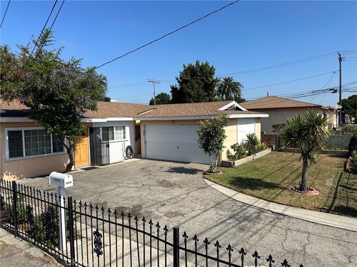 11111 S Osage Ave, Inglewood, CA, 90304-2909 | Card Image