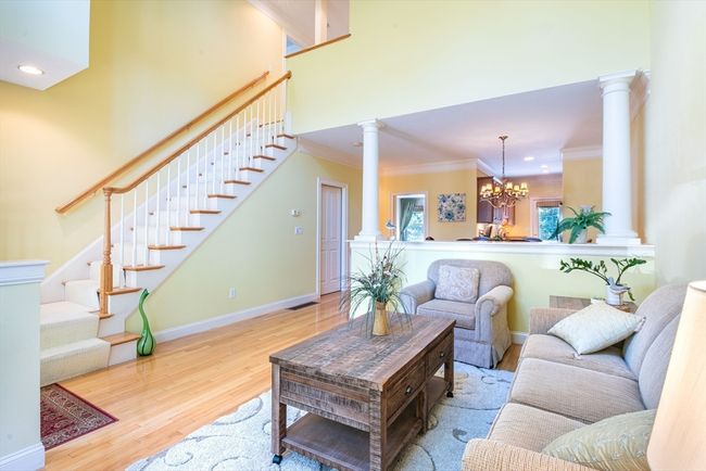 3 - 3 Lowell Dr, Condo with 2 bedrooms, 3 bathrooms and 2 parking in Hopkinton MA | Image 5