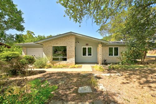 905 Emerald Wood Dr, Austin, TX, 78745-2165 | Card Image