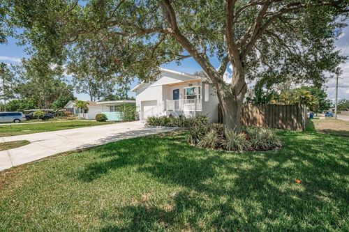 3792 Arkansas Ave Ne, ST PETERSBURG, FL, 33703-6018 | Card Image