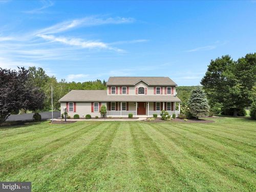 61 Grey Hawk Dr, ORWIGSBURG, PA, 17961-9172 | Card Image