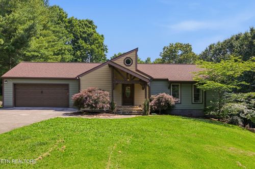 8008 Helen Dr, Powell, TN, 37849-3354 | Card Image