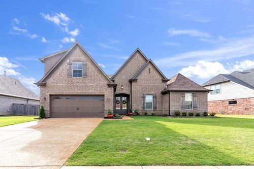 110 Cole Creek Ln, Oakland, TN, 38060-1039 | Card Image