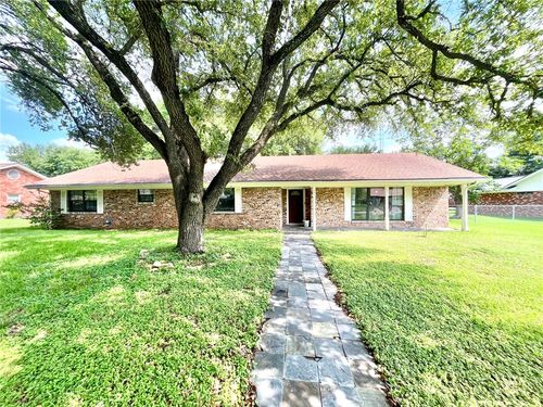 909 Anderson Street, Hearne, TX, 77859 | Card Image
