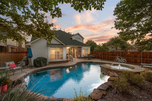 1660 Meadows Ave, Lantana, TX, 76226-6628 | Card Image