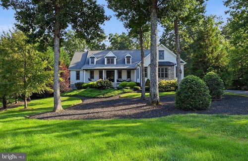 10811 Pinnacle Dr, SPOTSYLVANIA, VA, 22551-8940 | Card Image