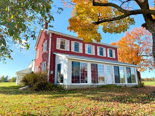 10519 State Route 9, Champlain, NY, 12919-5051 | Card Image