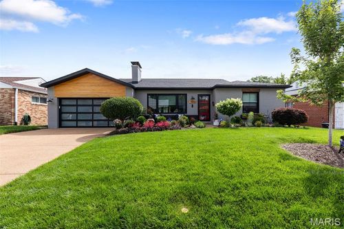 5936 Childress Ave, Saint Louis, MO, 63109-3421 | Card Image