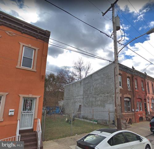 926 W Huntingdon St, Philadelphia, PA, 19133-1924 | Card Image