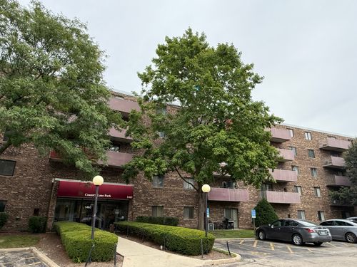 apt-115-1463 Mercury Dr, Schaumburg, IL, 60193-3529 | Card Image