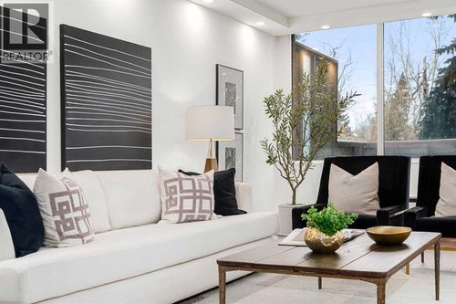 330 26 Ave Sw, Calgary, AB, T2S2T3 | Card Image