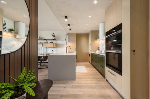 805-1616 Columbia St, Vancouver, BC, V5Y0B7 | Card Image