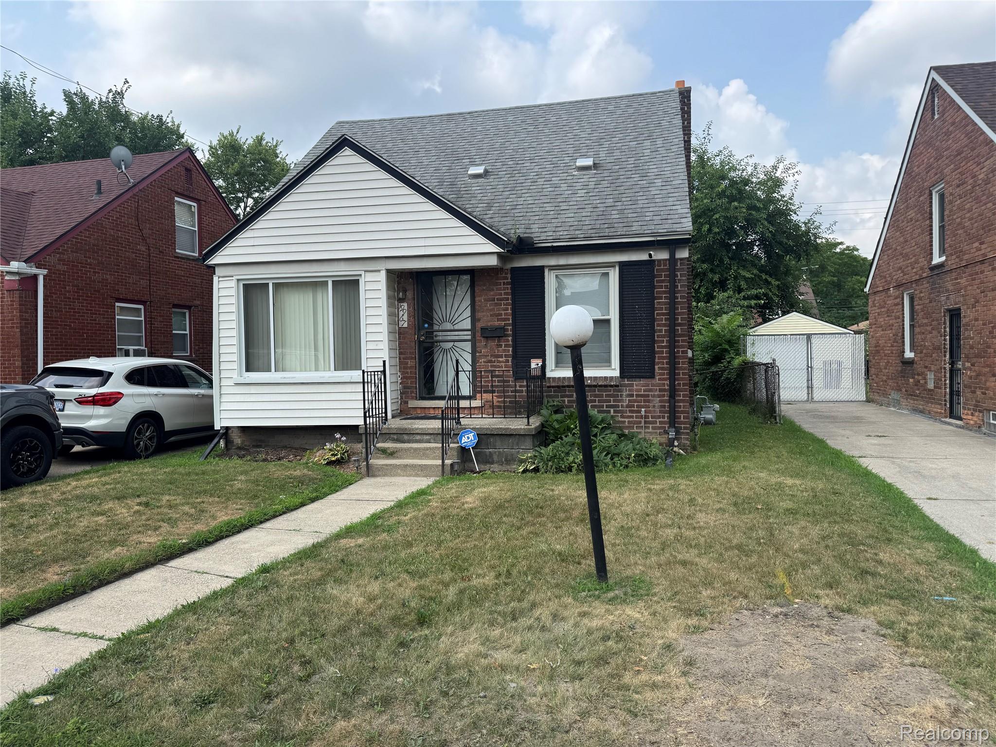 Residential in Detroit 3