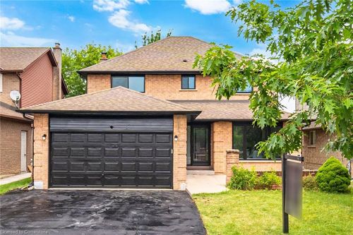 2392 Arnold Cres, Burlington, ON, L7P4G3 | Card Image
