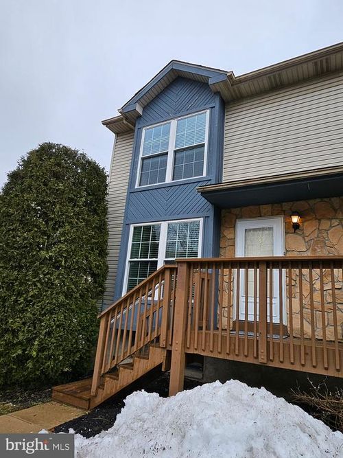 36-7923 Ridge Ave, PHILADELPHIA, PA, 19128-3012 | Card Image