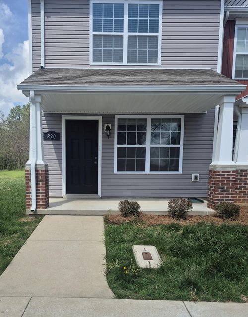 290 Alexander Blvd, Clarksville, TN, 37040-5126 | Card Image