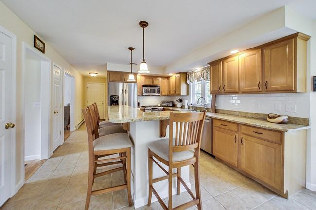 5 Partridge Trl, House other with 3 bedrooms, 3 bathrooms and 6 parking in Bridgewater MA | Image 12
