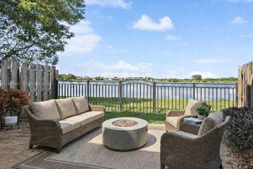 22424 Sw 89th Path, Cutler Bay, FL, 33190-1336 | Card Image