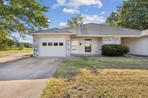 110 Lee St, Farmersville, TX, 75442-2135 | Card Image