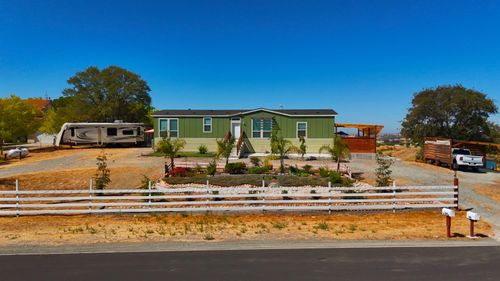 3084 Brooks Ln, Valley Springs, CA, 95252-9242 | Card Image