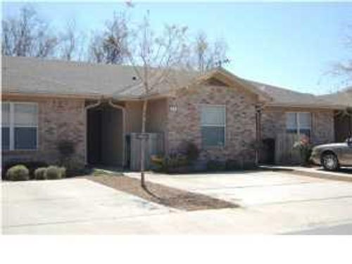 27 Baywood Ct Nw, Fort Walton Beach, FL, 32548-4777 | Card Image