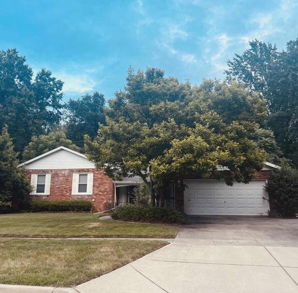 Sun Valley Dr, Saginaw, MI 48601
