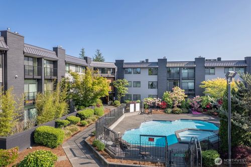 apt-224-11300 1st Ave Ne, Seattle, WA, 98125-6038 | Card Image