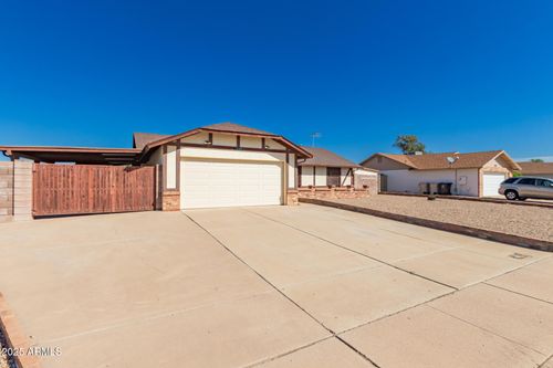 7044 W Cameron Dr, Peoria, AZ, 85345-8761 | Card Image