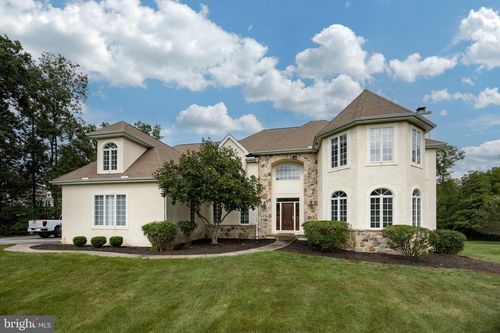 26 Millstone Ln, POTTSTOWN, PA, 19465-8880 | Card Image